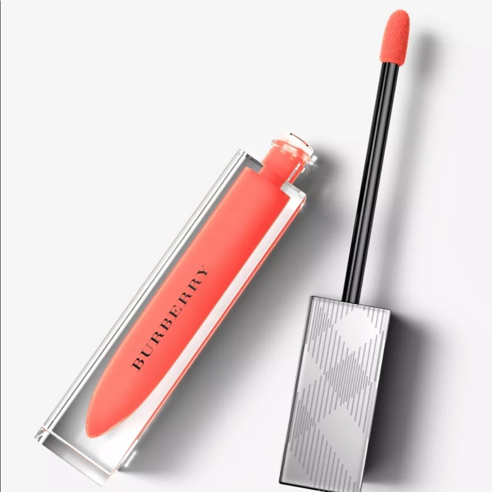 Burberry kisses gloss.